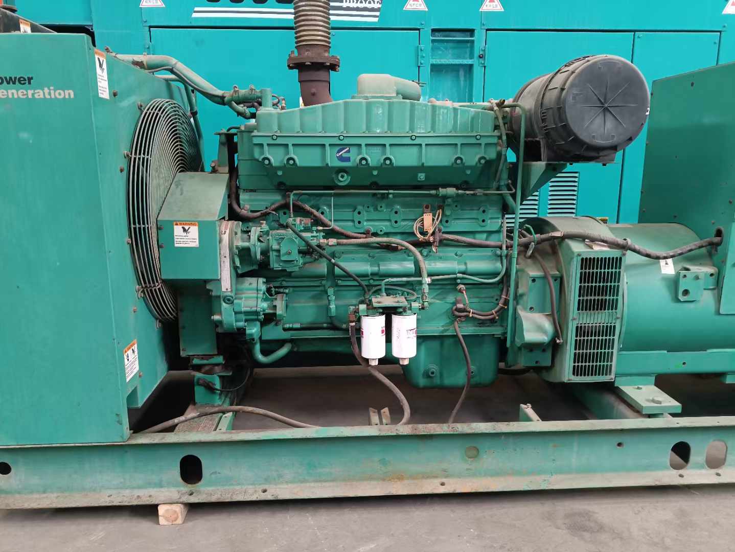 东安过载会对 600kW 柴油发电机组造成哪些损害？